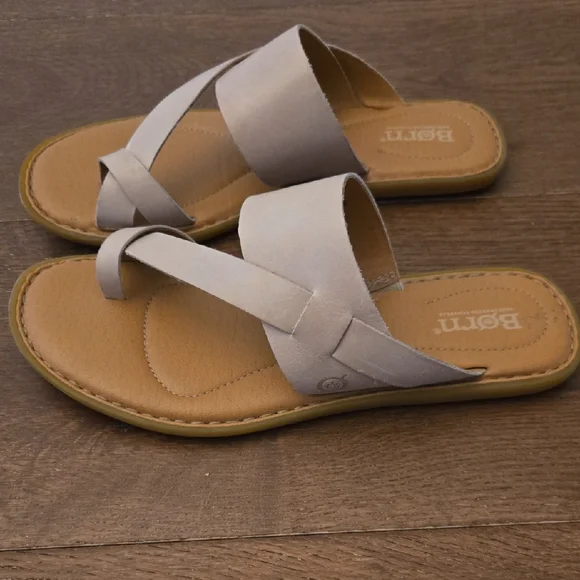 Born Women's Cream Cross-Strap Sandals - Picture 5 of 10